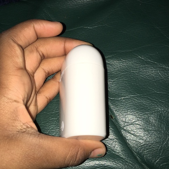 Aniyah whatβs up Apple store can be sometimes used - Picture 3 of 4